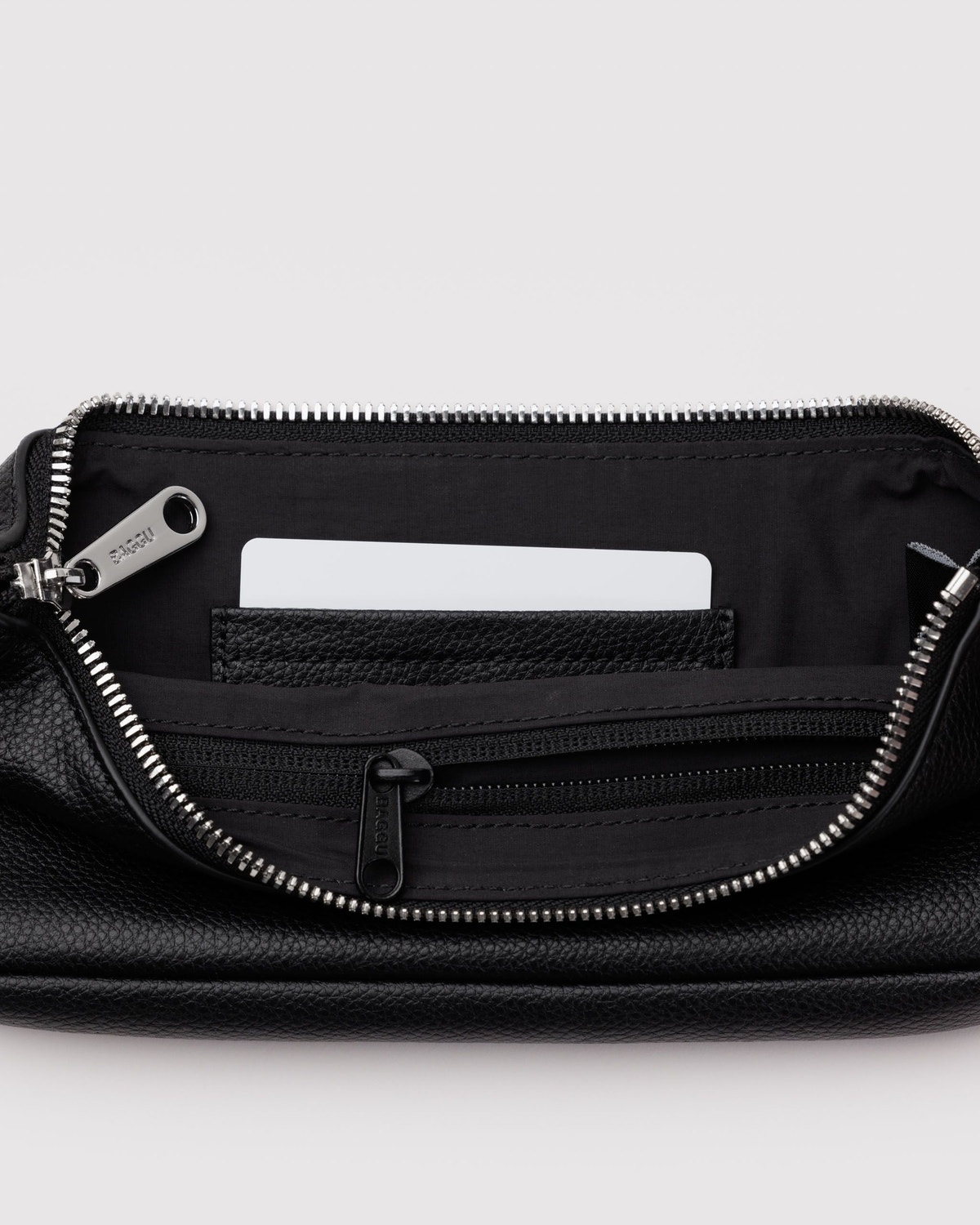 Recycled Leather Pochette Black - Baggu - Image 4