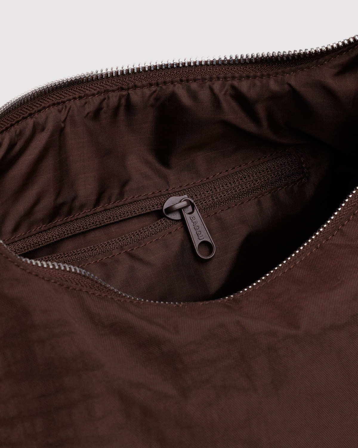 Nylon Meringue Bag Coffee - Baggu - Image 4