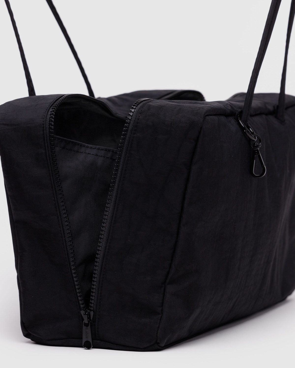 Medium Nylon Bowler Bag Black - Baggu - Image 4