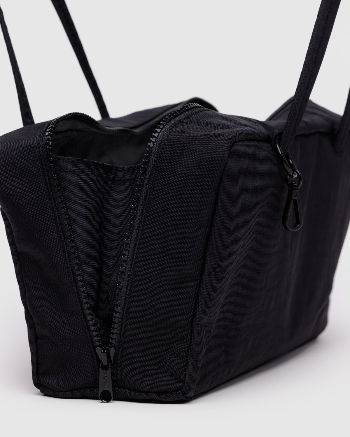 Nylon Bowler Bag Black - Baggu - Image 4