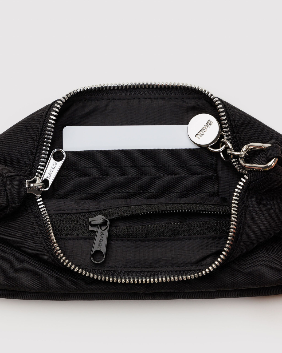Nylon Pochette Black - Baggu - Image 3